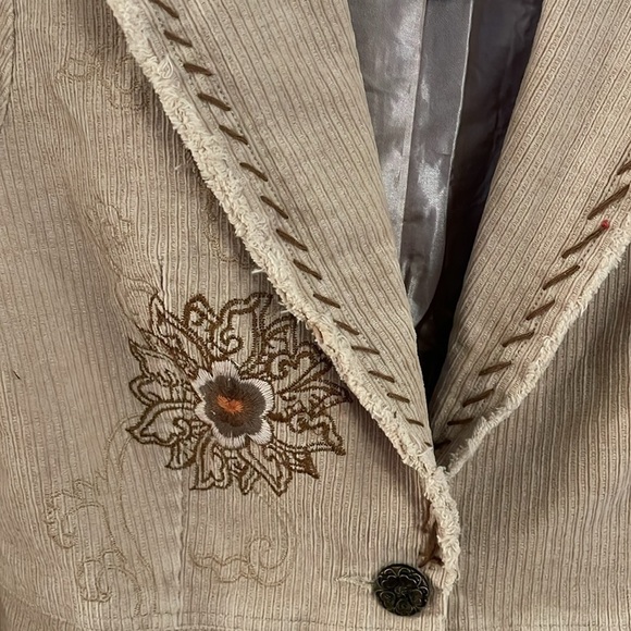 Aziz Womens S Beige Embroidered Corduroy Blazer Jacket With Floral Design - Picture 4 of 12